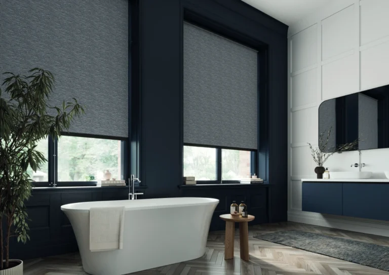 lennox-twilight-with-70mm-black-fascia-profile-and-black-30mm-linea-bottom-bar--scaled