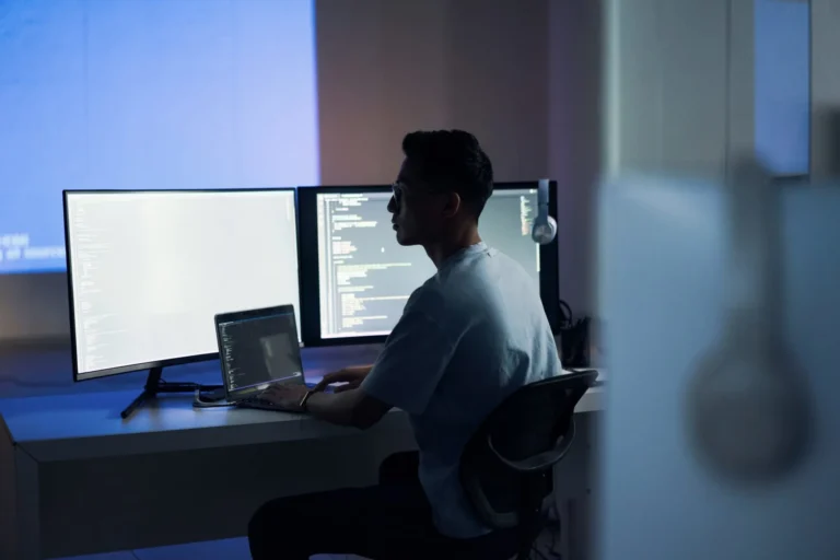 typical-day-of-security-software-developer